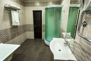 Гостиница Дружба Благовещенск Трехместный люкс-15