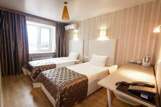 Гостиница Дружба Благовещенск Трехместный люкс-1