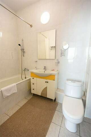 Гостиница Дружба Благовещенск Трехместный люкс-7