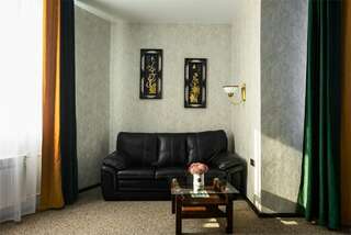 Гостиница Дружба Благовещенск Трехместный люкс-3