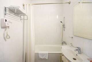 Гостиница Дружба Благовещенск Трехместный люкс-6