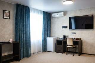 Гостиница Дружба Благовещенск Номер студия с 1 двуспальной кроватью-10